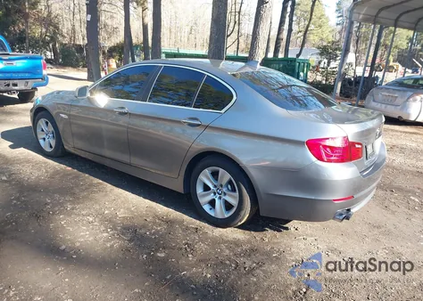 2013 BMW 528I xDrive из США, поврежденный, VIN WBAXH5C59DDW15864